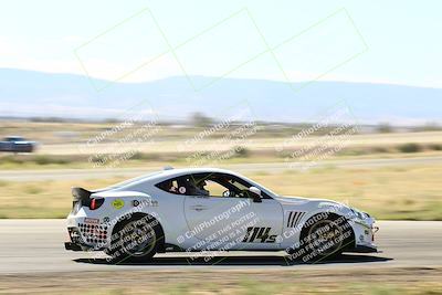 media/Oct-07-2023-Extreme Speed (Sat) [[96db232155]]/3-Purple/session 3 turn 3/